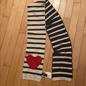 Gap Kids heart scarf